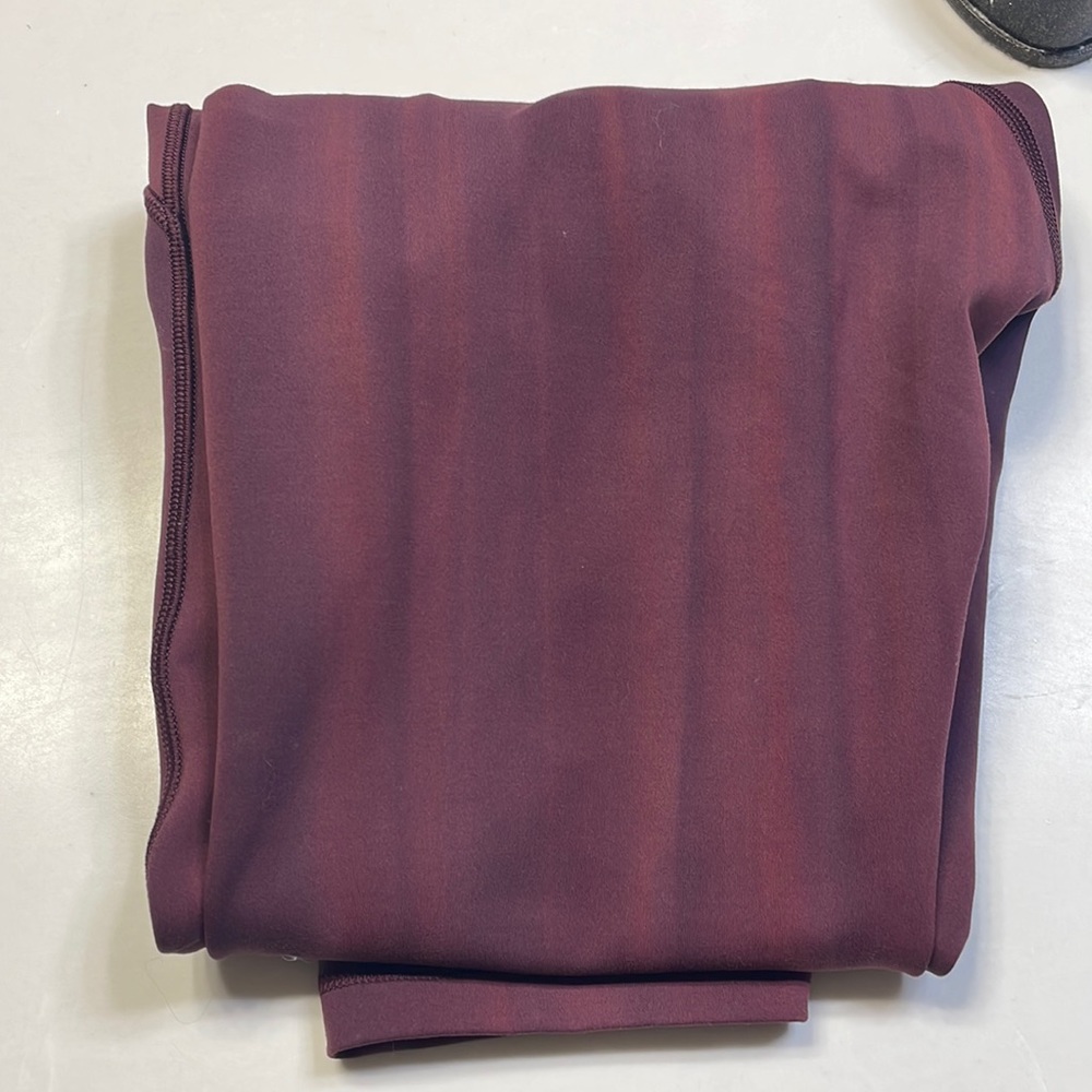 LuLu Lemon workout tights